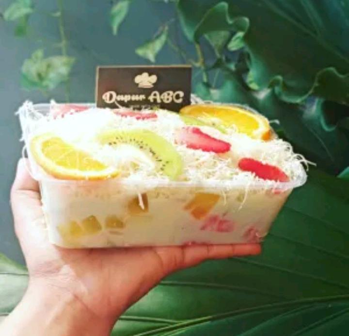 Salad Buah Frutta Leci Ukuran 750 Ml