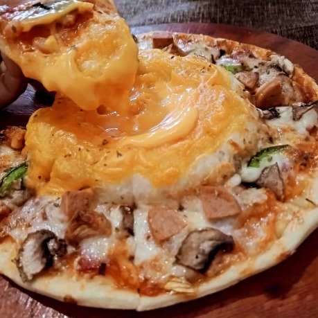 Cheese Volcano Pizza Large